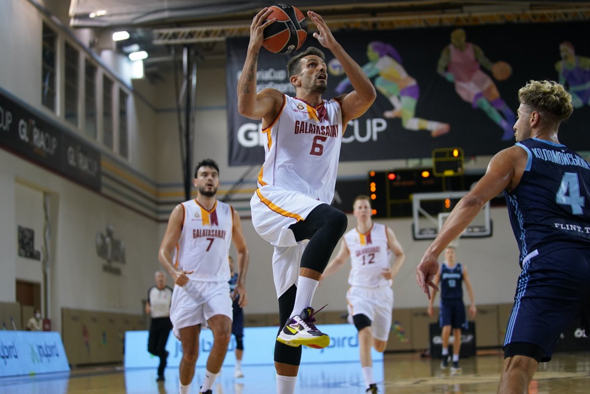 Gloria_Sports's tweet photo. 3rd day of The Tournament I starts with Galatasaray Doğa Sigorta win over BC Dnipro!
Galatasaray Doğa Sigorta: 91 – 73 :BC Dnipro 🏀
#GloriaCup #Tournament1 #GloriaSportsArena #SmartCasualEvent #Basketball #FightAsOne #BCDnipro https://t.co/LqN4LuP2my