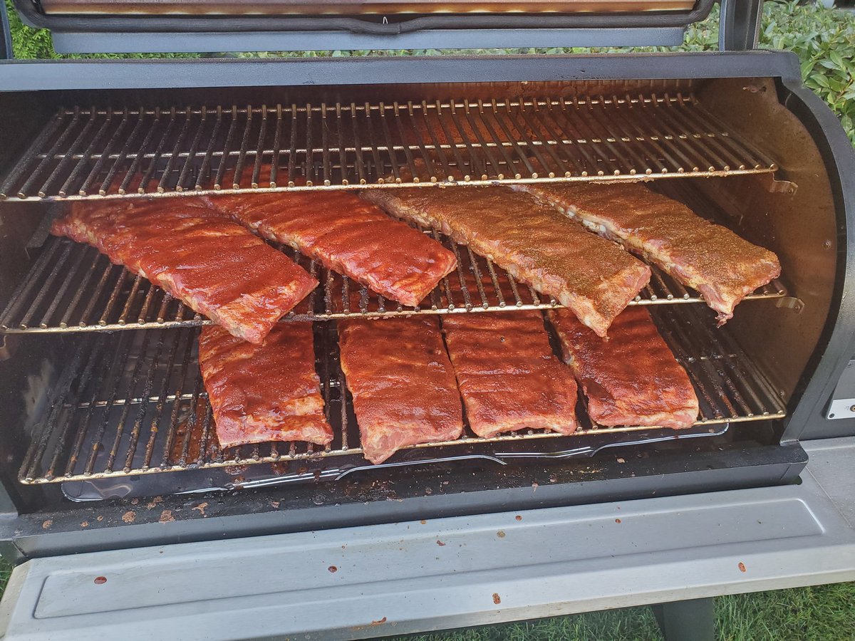ForbushCPAs's tweet photo. Last day of firm rib cook off.  Another 8 racks on the grill.  Lunch is at 12.  See you there! https://t.co/P2mecZw3mg
