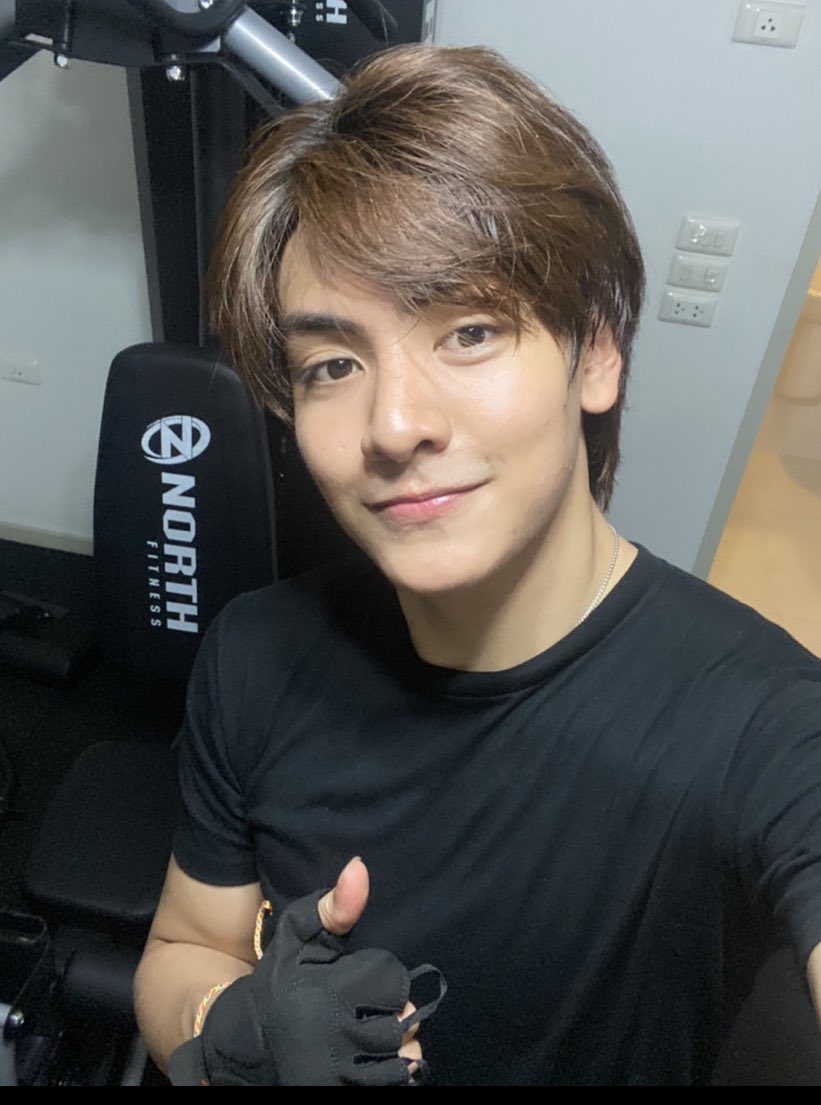 ChenRcj's tweet photo. รูปเก่าลงใหม่ #ดราก้อนจุง https://t.co/W5TMS3Acuw