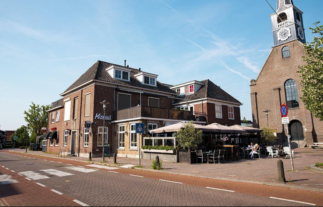 PeterVisser1511's tweet photo. Te Koop!! 
Een goed lopende Brasserie #oostzaan 
Klaassen https://t.co/vdVQSLxRnf https://t.co/VMbY4t7gZ4