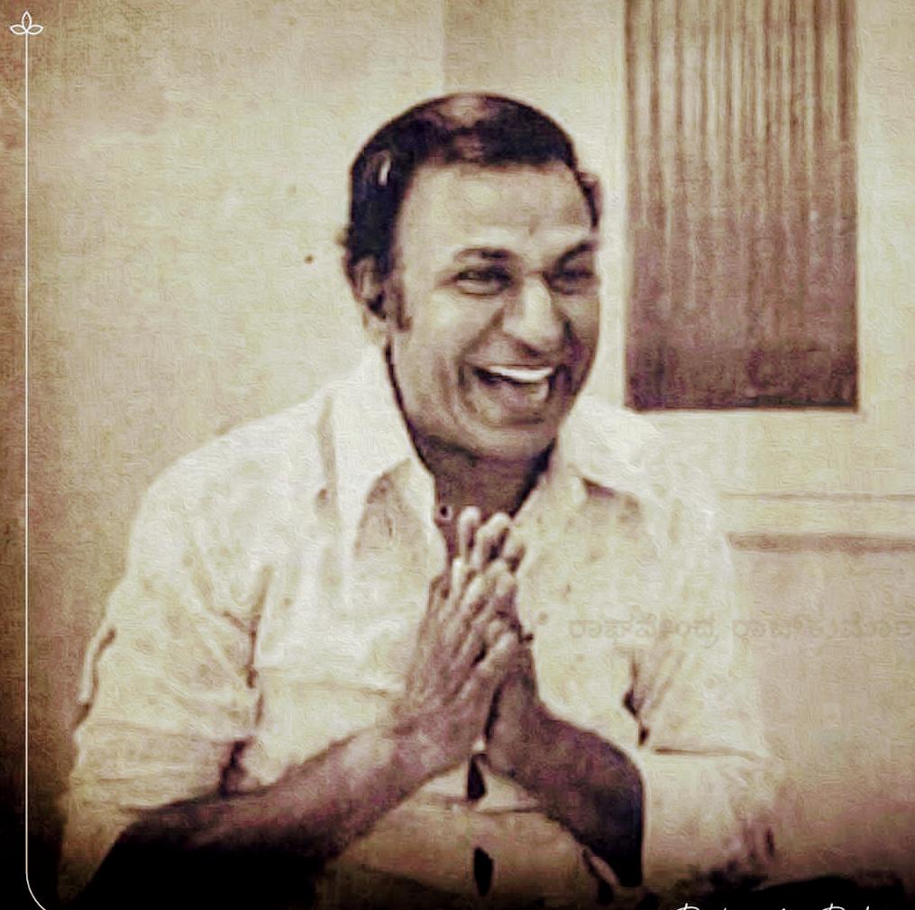 RavishankarGow5's tweet photo. ದೇವರೇ..😘😘😘
ನೀವು ಇದ್ದಾಗ ಚಿತ್ರರಂಗ ಅದೆಷ್ಟು ಚೆಂದ
��ಲ್ಮಶವಿಲ್ಲದ ನನ್ನ ದೇವರ ನಗು......
@PuneethRajkumar 
@Official_RRK 
@NimmaShivanna 
@kp_sreekanth https://t.co/dU6WUhw0i5