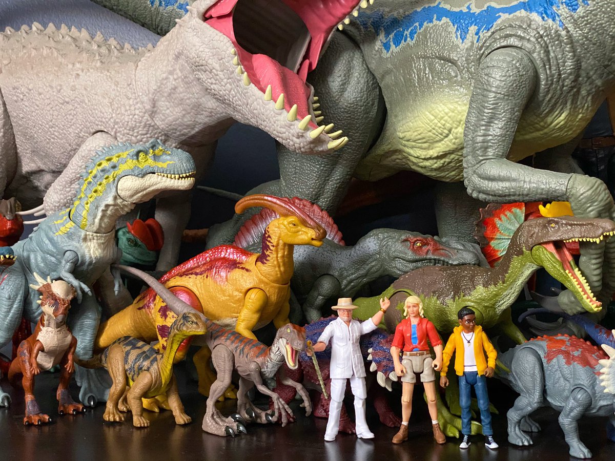Collect Jurassic on X 2020 s Jurassic World toy offerings from mattel have brought us tons of excellent new figures to collect Camp Cretaceous Amber Collection Convention Exclusives and evening a surp...