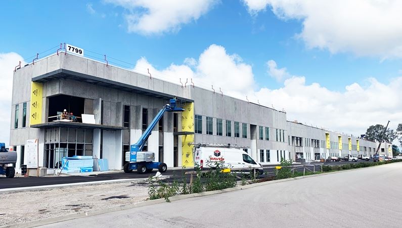 CushWakeVan's tweet photo. .@BeedieBuilt’s premier #Westpointe Business Centre is on track for occupancy mid-November, 2020 - the metal decking has been completed throughout the interior & the paving work is nearing completion! https://t.co/wykWbN3t88 https://t.co/CD5TBmcsGW