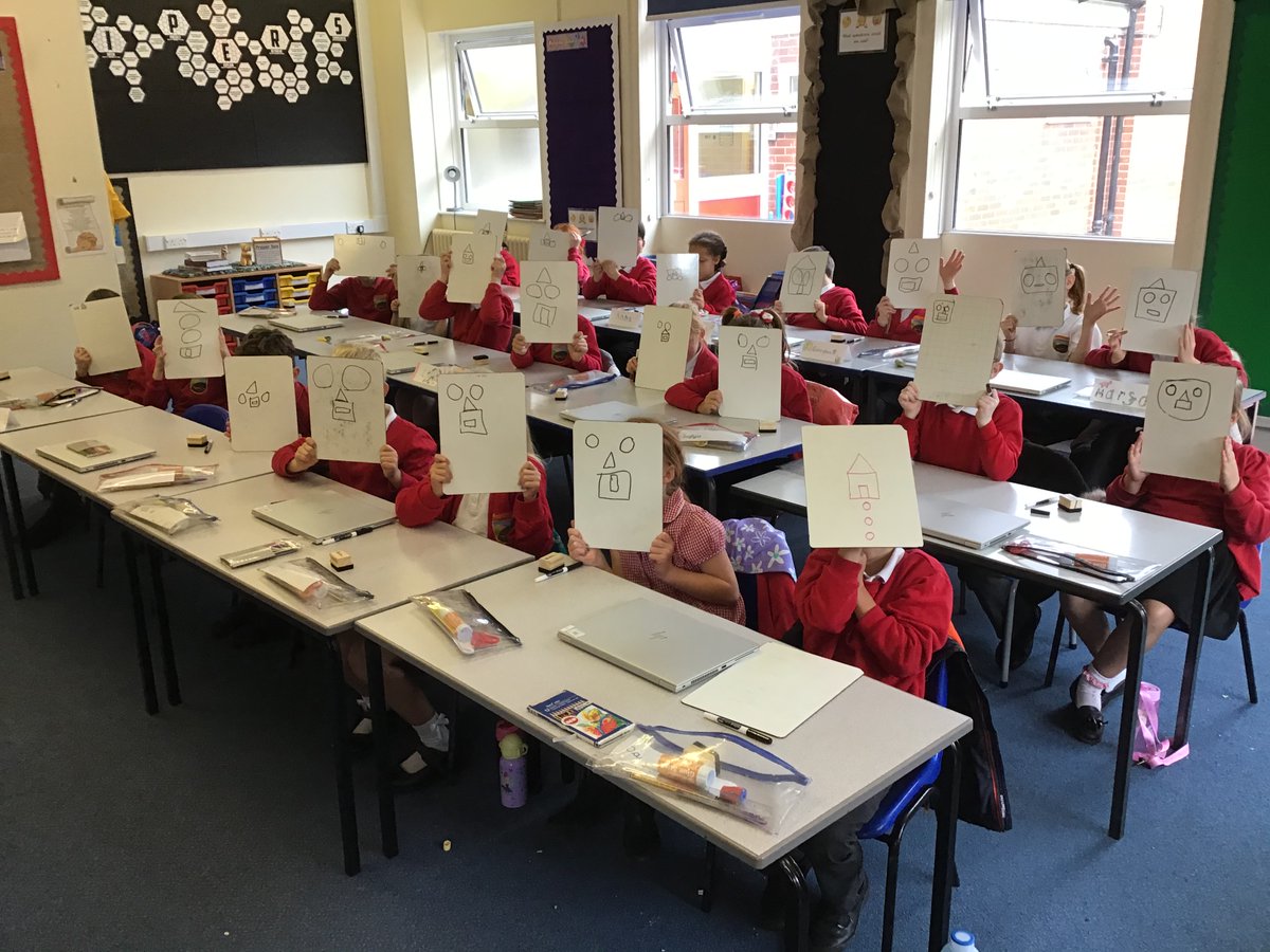 HighamRISE's tweet image. #Class3 have started to explore algorithms in Computing today: our first result was not quite a success - but great fun!
#computercoding @purpleMash
#challengingminds