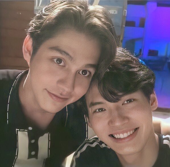 GR_BB47's tweet photo. เต็มอิ่มมากวันนี้ ดีไปหมดจนไม่รู้จะพูดอะไรแล้วเห้อออ เหมาะสมสุดๆ
#ยังคั่นกูEP4 https://t.co/H9VrYkOwoC
