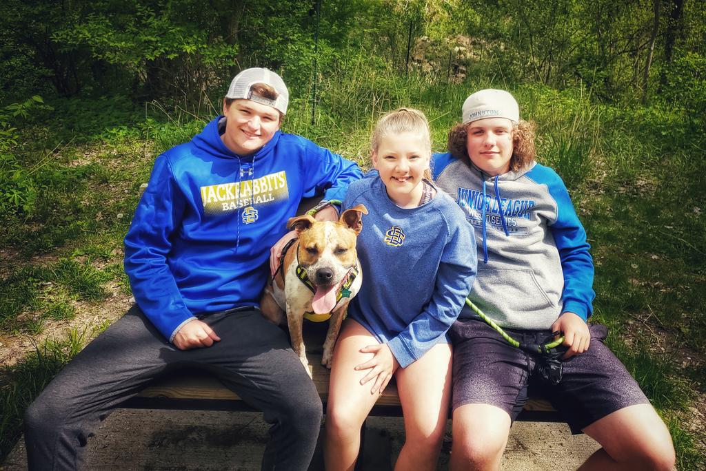 farmer_anderson's tweet photo. @GoJacksSDSU @GoJacksBaseball @CubbysBrookings #CollegeColorsDay #GoJacks💛💙
#JacksBaseball⚾️ https://t.co/E6p9sC2gtF