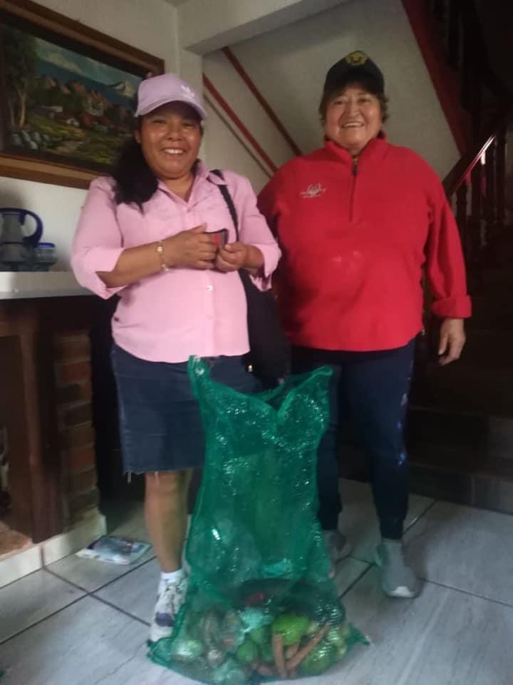MTtexcoco's tweet photo. Tercera parte de entrega de canastas básicas, San Miguel Tlaixpan y cabecera municipal 🥕🥩✅ 
#SeguimosEnMovimiento 

@MT_EdoMexico @AlejandraDMV @PRI_EDOMEX @MT_Nacional @davidsanchezi @DarioZacariasC https://t.co/YbxYlKz9d7