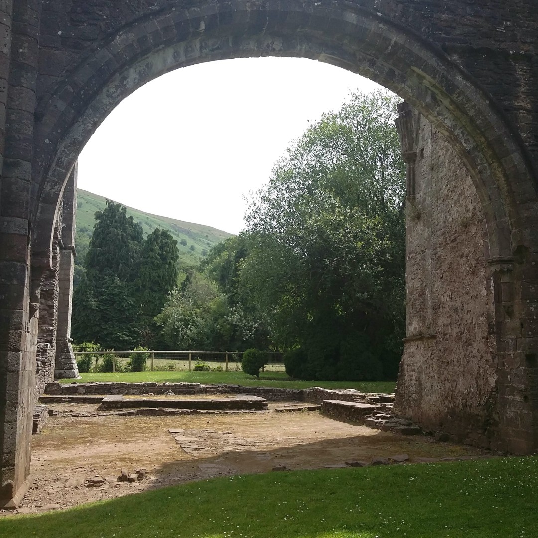 strollsnstories's tweet photo. Sat 12th September  LLANTHONY PRIORY  £10 
10.30am  A short circular walk - 3 miles

MEET : The brave knight who founded the Priory.
Walter Savage Landor, Victorian poet and hellraiser in the valley
and St David himself.

Booking and details  janescalittle@gmail.com https://t.co/YkwZW2WY08