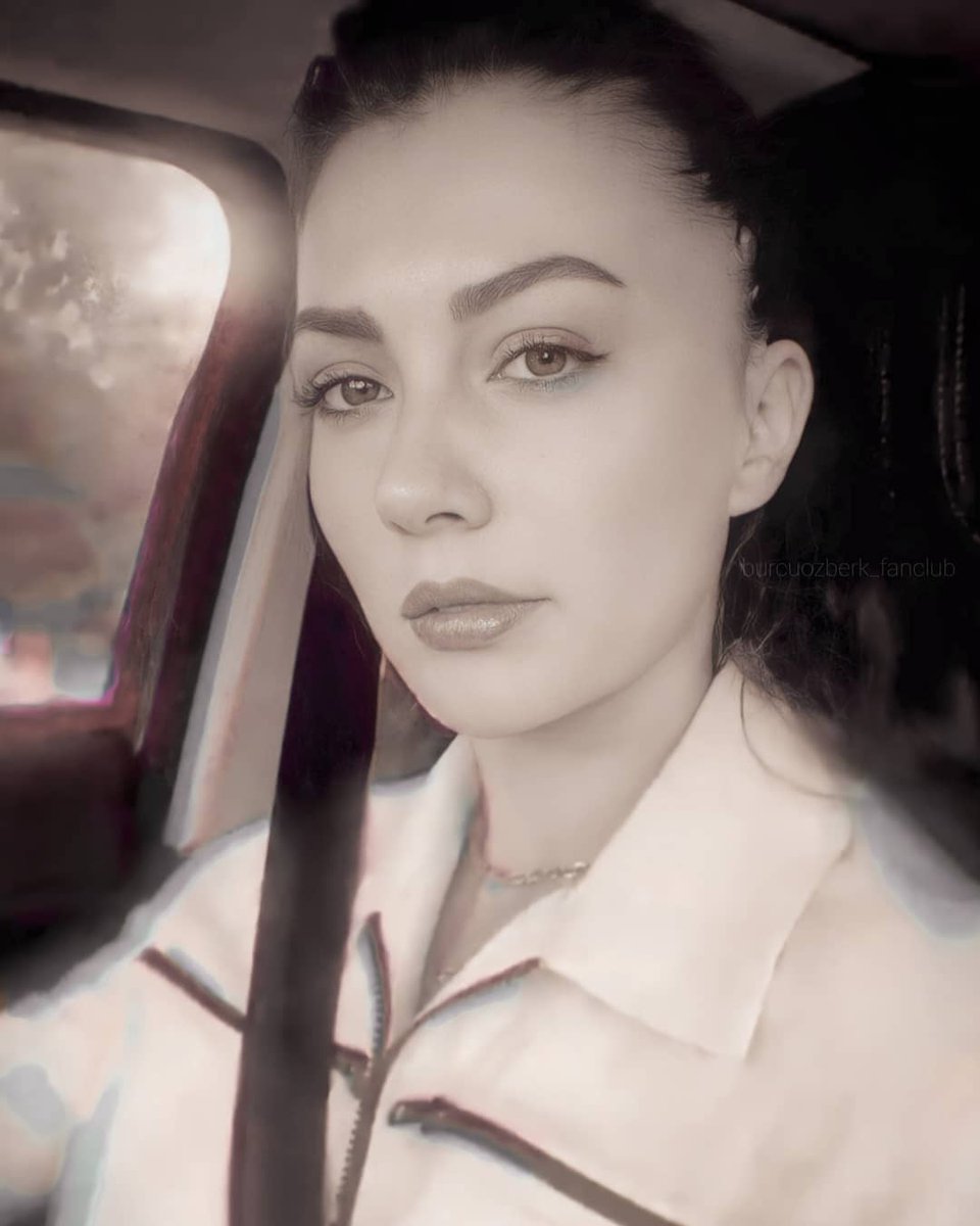 burcuozberk_fc's tweet photo. 😍💥💥
@burcu_ozberk 
#burcuozberk 
#burcuözberk https://t.co/Mf6jwIiWiH