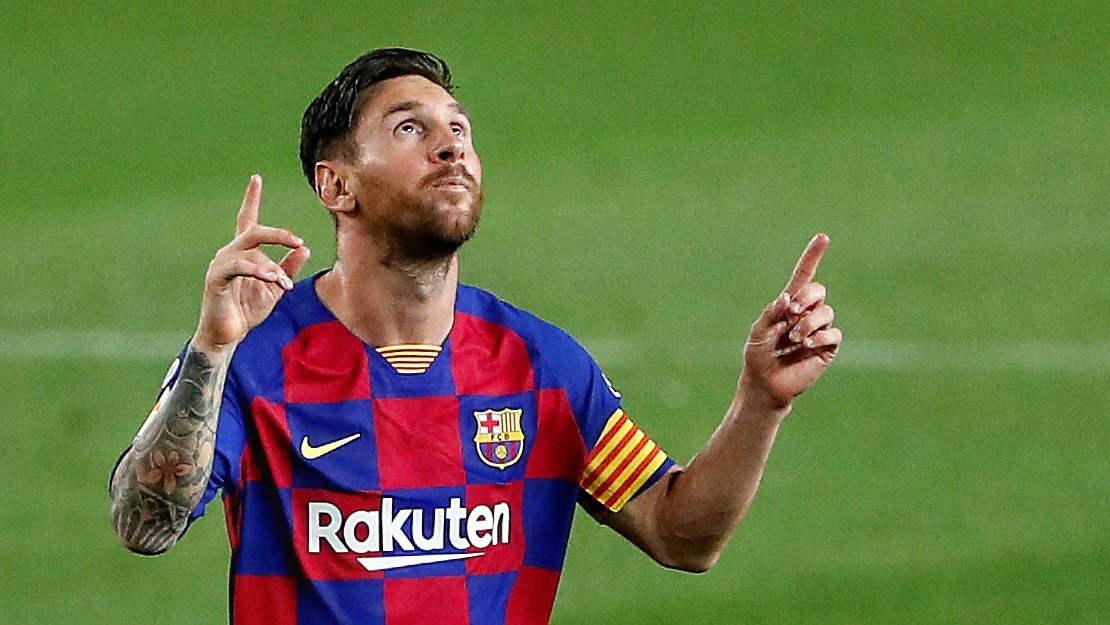 B24PT's tweet photo. SE QUEDA!

Messi anunciou à @goal que vai ficar no Barcelona. https://t.co/D1SsrQPSIS
