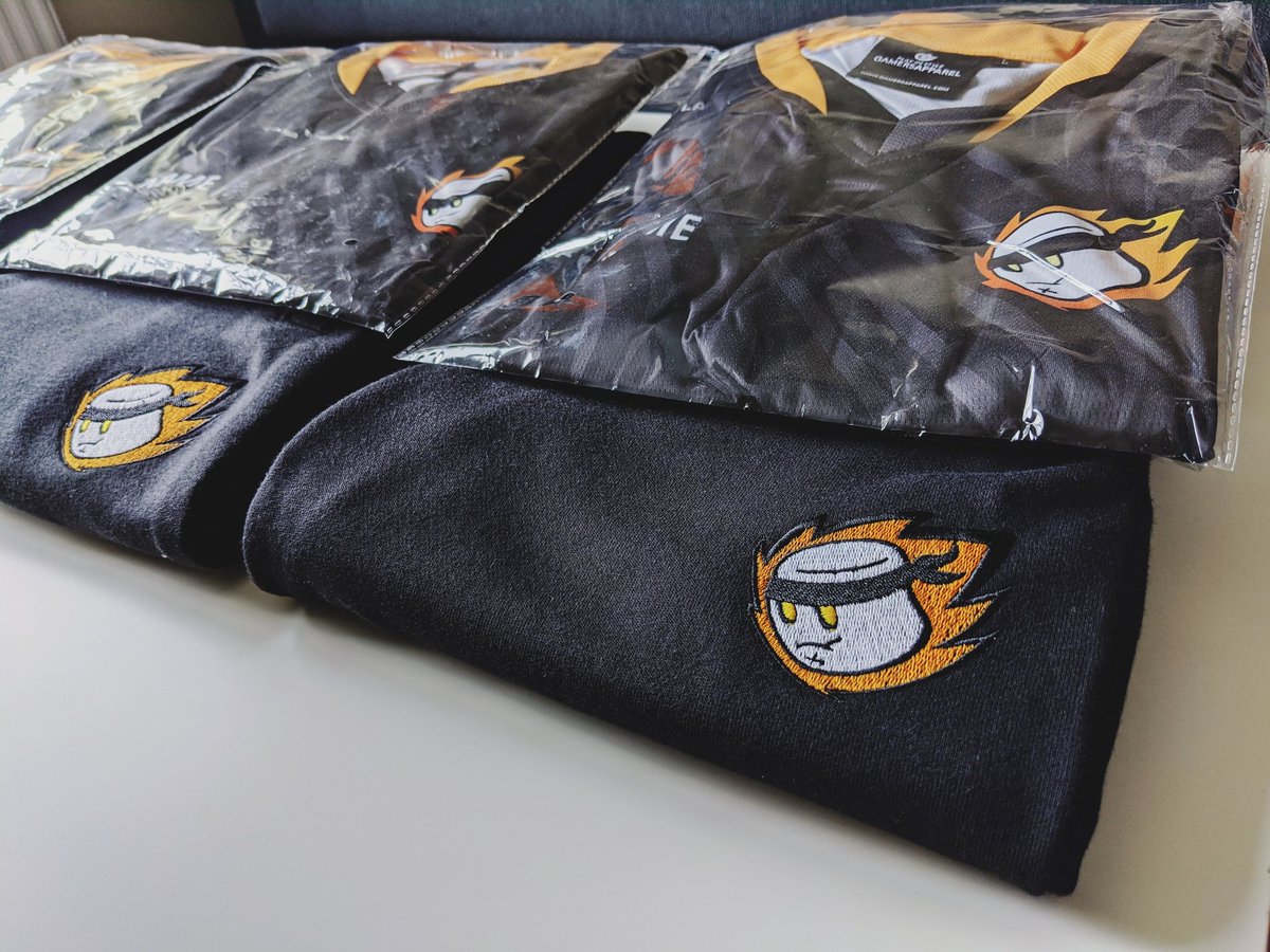 The MNM esports set coming soon.

#ForTheFlame #为燃烧而生