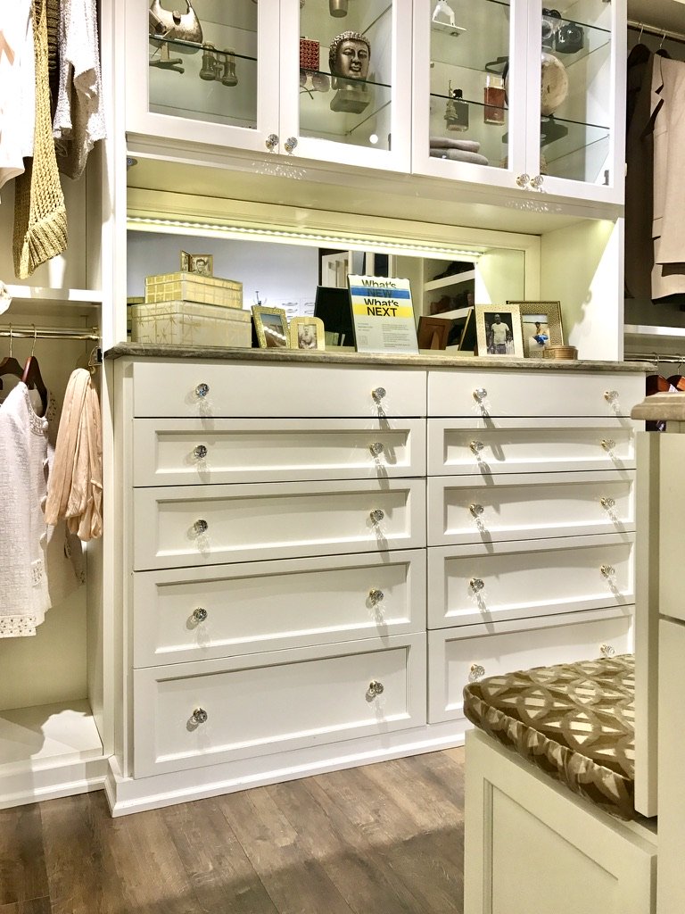 Closets's tweet image. A Walk-in Closet Dressing Room in vanilla color painted wood. Schedule your Free Consultation with us Today: bit.ly/3boMm3G #FollowFriday #FeatureFriday #Friyay #FlashbackFriday #friday #weekend #fridayvibes #instagood #transformhome #cabinetry #Closet