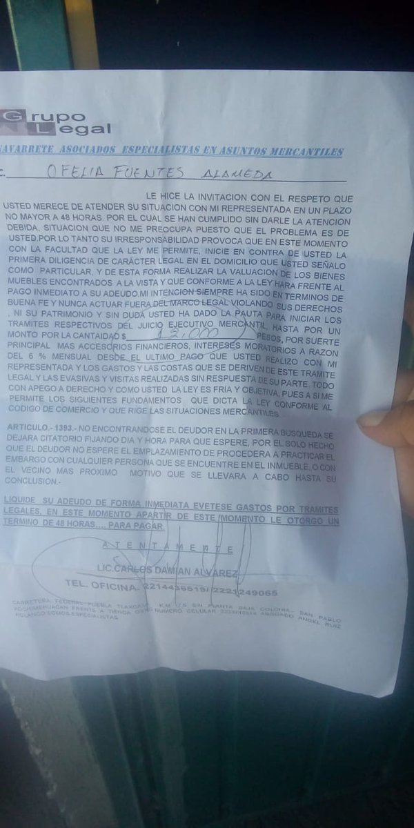 OMAR_JIMENEZ77's tweet photo. Este abogado pedorro que no es más que un agiotista amenazó a dos pobres mujeres de Azumiatla con embargarles hoy por un supuesto adeudo de $12,000, las mujeres solo deben $3,300. #QueSeAtrevan @CondusefMX @AtencionProfeco @FGRMexico @CDHPuebla https://t.co/bfmKM3Bn8R