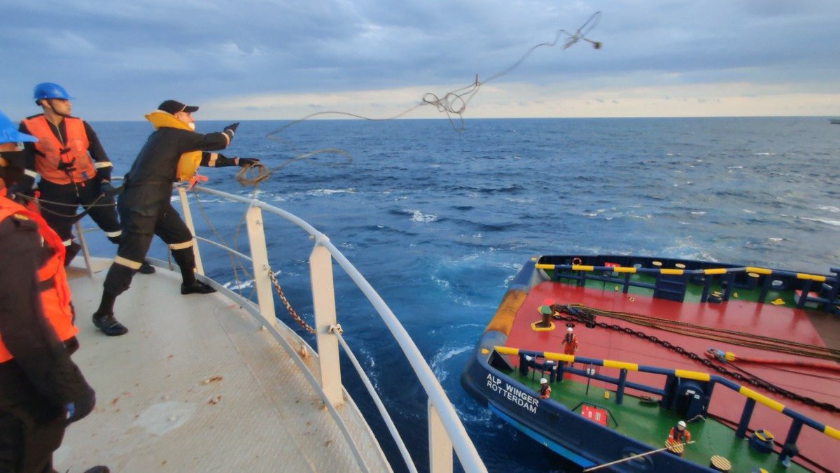 Indian Coast Guard tweet media