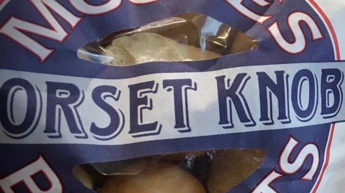 sherbornecastle's tweet photo. Be a knob this weekend! - lucky visitors to the gardens will be chosen at random to receive a FREE BAG of DORSET KNOBS!!
Moores Biscuits Visit West Dorset
#dorsetknobs #thingstodoindorset https://t.co/I5TxXEAak8