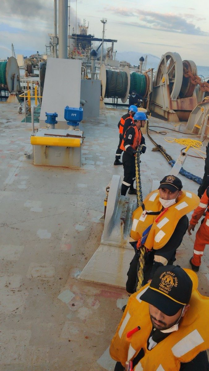 Indian Coast Guard tweet media