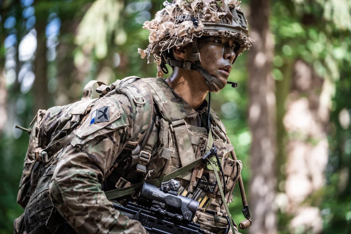 LDLightCav's tweet photo. Congratulations to all the LEGION Troop soldiers in Poland who completed their PNCO Cadre last week. Especially top student, Sig ‘PK’ Prashant @QG_SIGNALS @R_Signals @rhqra @The_Black_Rats @1UKDivision @32RegtRA https://t.co/Sa0SERcjfT