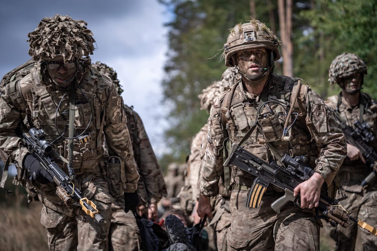 LDLightCav's tweet photo. Congratulations to all the LEGION Troop soldiers in Poland who completed their PNCO Cadre last week. Especially top student, Sig ‘PK’ Prashant @QG_SIGNALS @R_Signals @rhqra @The_Black_Rats @1UKDivision @32RegtRA https://t.co/Sa0SERcjfT