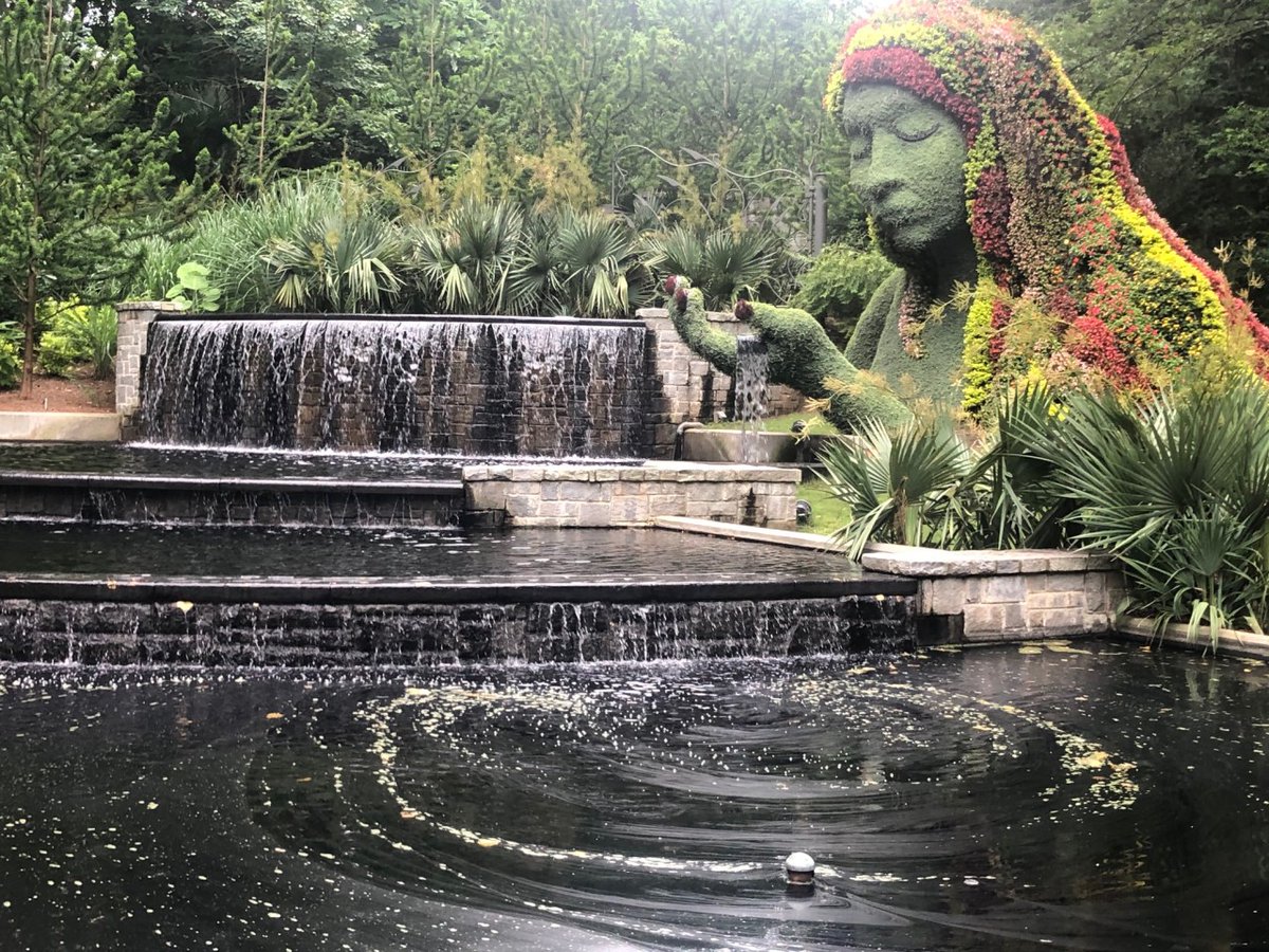 srlawgrp's tweet photo. #FlashBackFriday to Olivia and Nicola visiting the Atlanta Botanical Garden to see the Alice in Wonderland Exhibit!

#SRLawGroup #FlashBackFriday #AtlantaBotanicalGarden #AliceInWonderLand #Atlanta #EstatePlanning #ElderLaw https://t.co/U3rwrkWRph