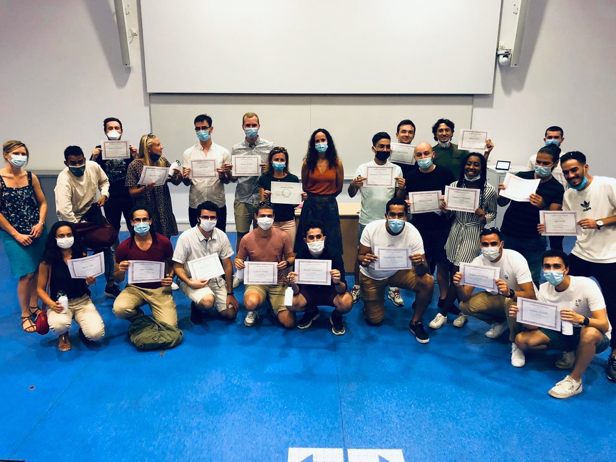 miashs_upv's tweet photo. Une nouvelle promotion entre dans la vie active !! Félicitations aux nouveaux diplômés MIASHS !! #masques #miashs #upv #ia #stats #ml #MachineLearning #DataScience @SufcoUPV @univpaulvalery https://t.co/bXrgnsAav9