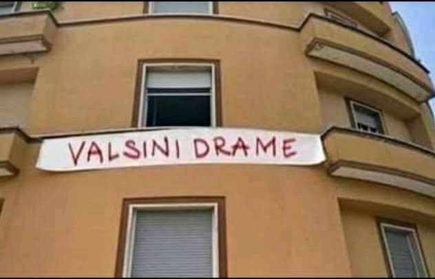 pasquino2000's tweet photo. Se il tweet è troppo criptico, tolgo. https://t.co/ZRzRE4GfZ3