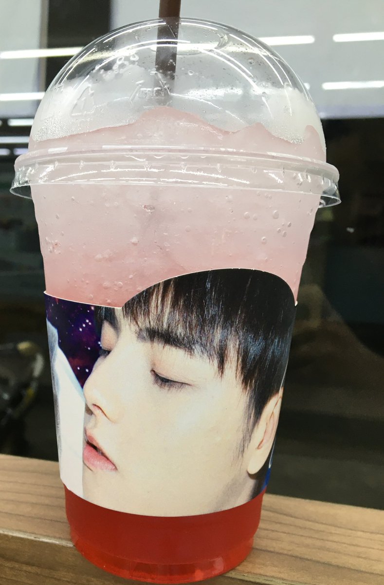 Kongpenmeaw's tweet image. อั้ยย้า !!!!  ซิงซิงของแม่น่ารักจังเลยลูก ในที่สุดก็มาทันเวลา พอดีเลย มาตอนดึก ไปตอนเช้า 🧏🏻