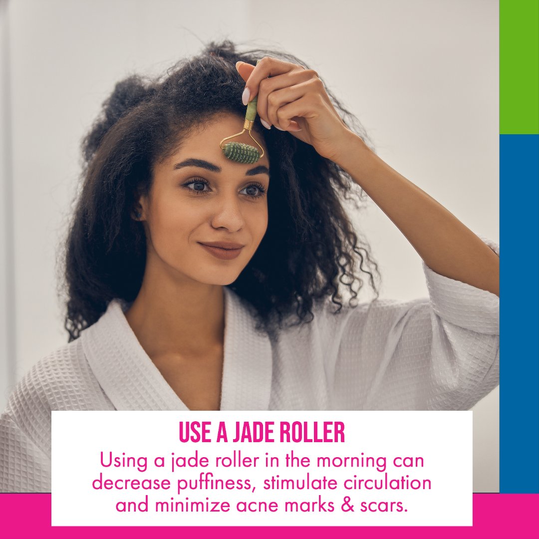 BenzagelCanada's tweet photo. Use a jade roller every morning to keep skin looking its best! ✨ Put yours in the fridge for maximum benefits! #AcneHack #SkincareTip https://t.co/pepm8JWAwp