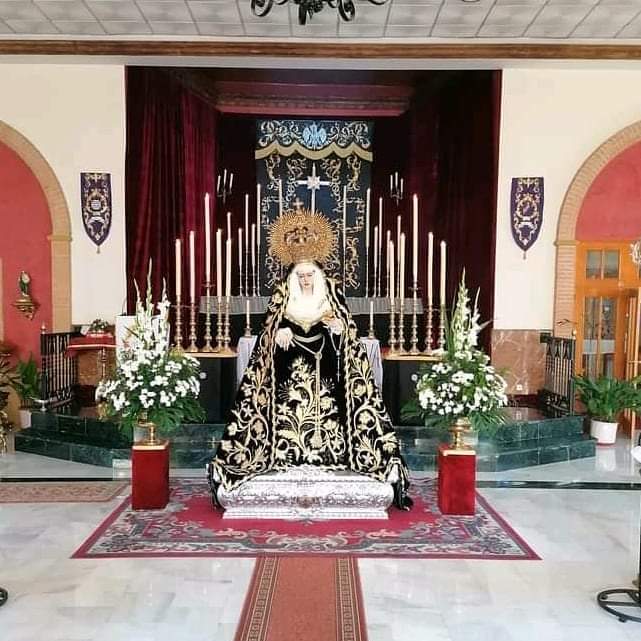 veracruzmartos's tweet photo. “A quien Dios quiere hacer muy santo, lo hace muy devoto de la Virgen María”.
#De8a8 #MadredeNazareth https://t.co/ExX9eykmMR