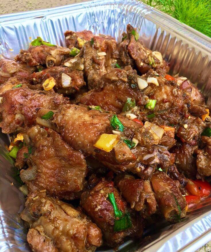 TheeDeraa's tweet photo. Cheers to the weekend!🍻, have you ordered your food and smallchops for the weekend yet? No? There’s still time to make your orders. Send a dm!💃🏻

Location: Port harcourt.
Please retweet. https://t.co/7c4RDMgqeR