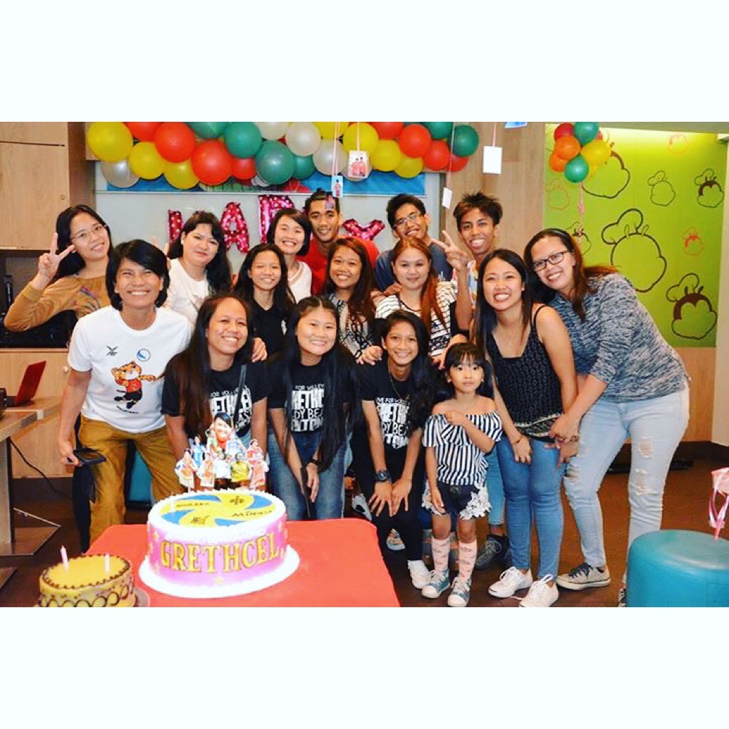 iamsoltyfied05's tweet photo. HAPPIEST BIRTHDAY TO OUR KIND, HUMBLE AND SWEET IDOL @ladybeast05 💕 ALWAYS REMEMBER THAT WE ARE ALWAYS HERE FOR YOU 💕 ENJOY AND ALWAYS TAKE CARE. WE HOPE TO SEE YOU SOON 💕 https://t.co/uVE3HexSca