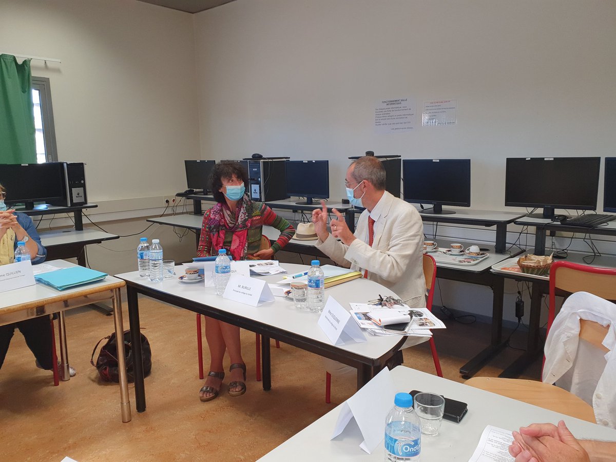 Une volonté commune, avec Mme la Présidente du Conseil Départemental de l'Ariège, de travailler ensemble pour la réussite de tous les élèves du collège du Girbet.