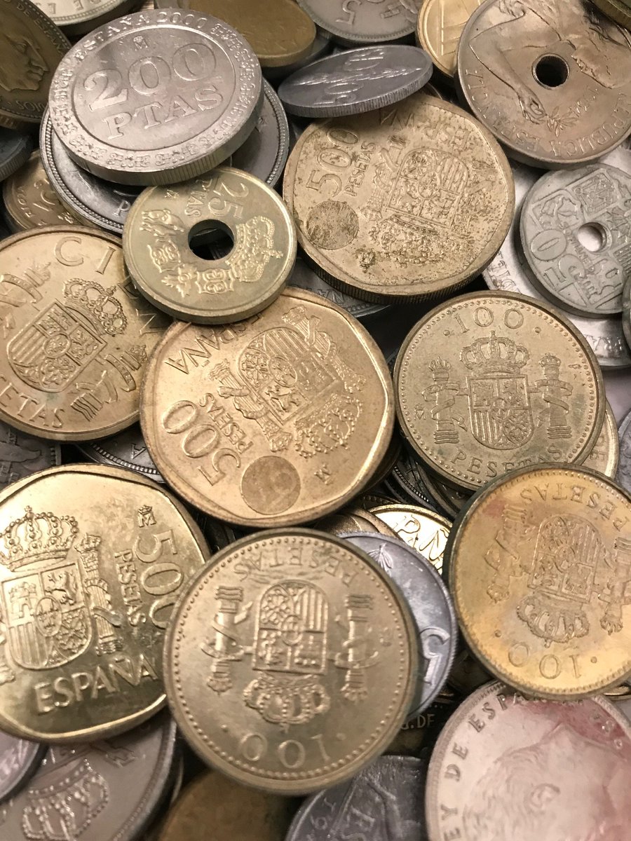 ¿Pesetas? Las están recaudando en <a href="/yoigo/">Yoigo</a> y @tiendas_maslife para la <a href="/fpmaragall/">Fundación Pasqual Maragall</a> como parte de la campaña "La última misión de la peseta", de la agencia <a href="/ES3digital/">ES3</a> (<a href="/PS21__/">PS21</a> ) Hemos hablado con sus ideólogas sobre cómo lo están gestionando || Más info aquí👉🏽rwhy.es/2QXkPwR