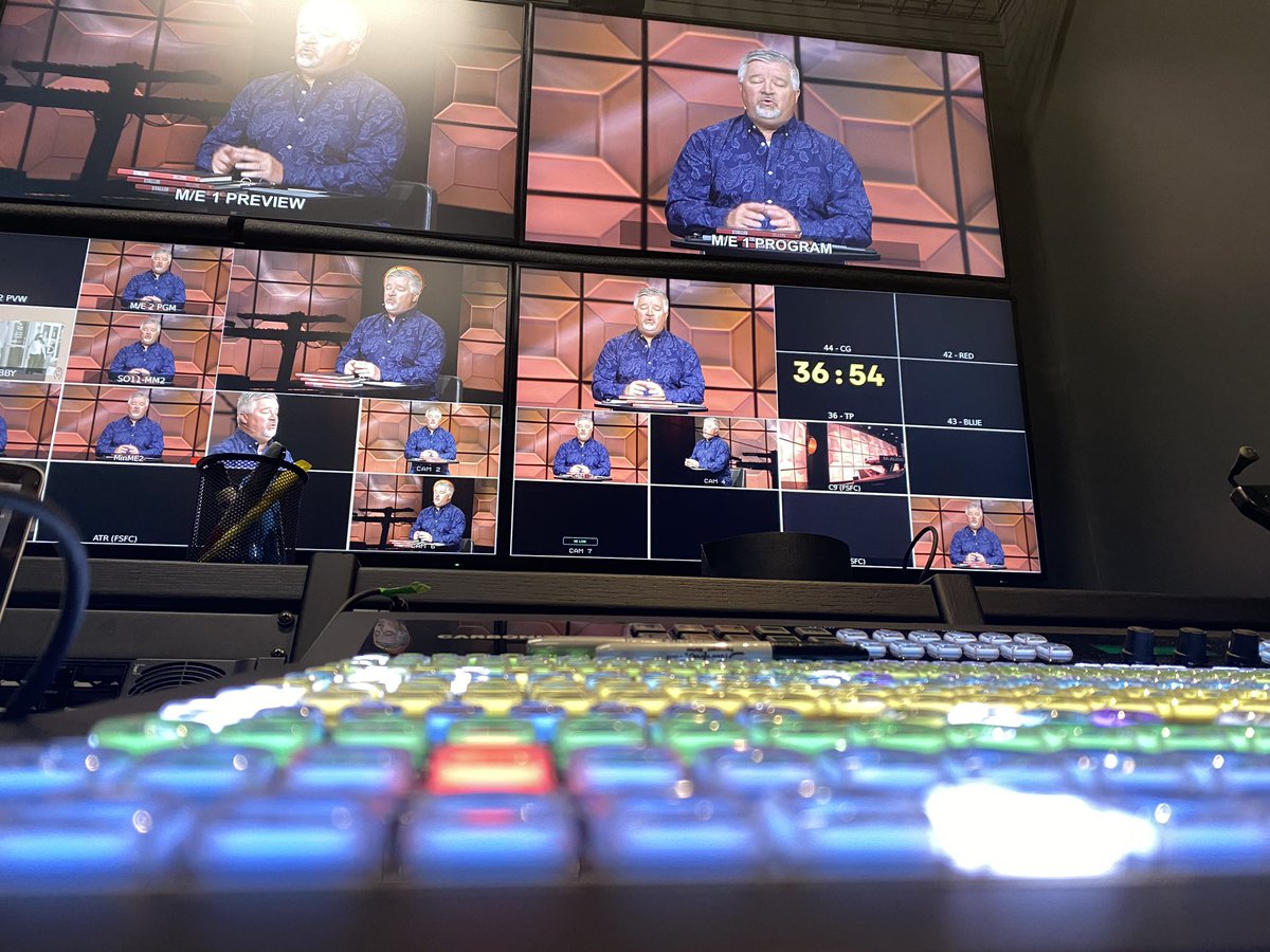 dalesellerssays's tweet photo. Wanted to give a shout out to Kevin, John, Jared and @newspring for helping me to record the videos for the new Virtual STALLED One Day Conference. You guys are the very best!!!! #newspringchurch https://t.co/QcyfbH2Ek3