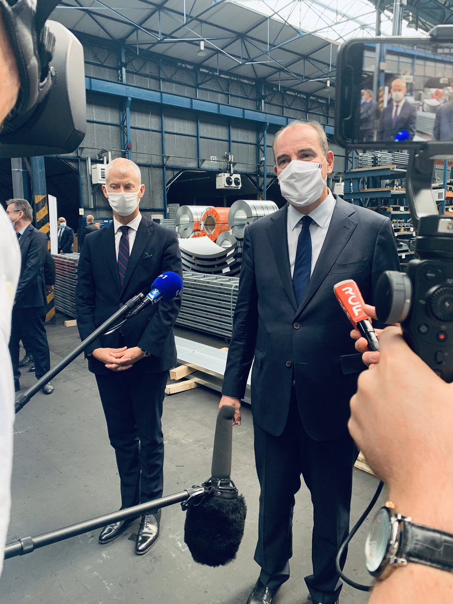 clecourtier's tweet photo. Le exportations représentent 22% des emplois en 🇫🇷, il est crucial de reprendre dès maintenant le chemin des marchés internationaux. C'est tout l'objet du plan export de #FranceRelance présenté ce matin par @JeanCASTEX et @franckriester. La #TeamFranceExport sera au rendez-vous ! https://t.co/1P4iGXrF9N