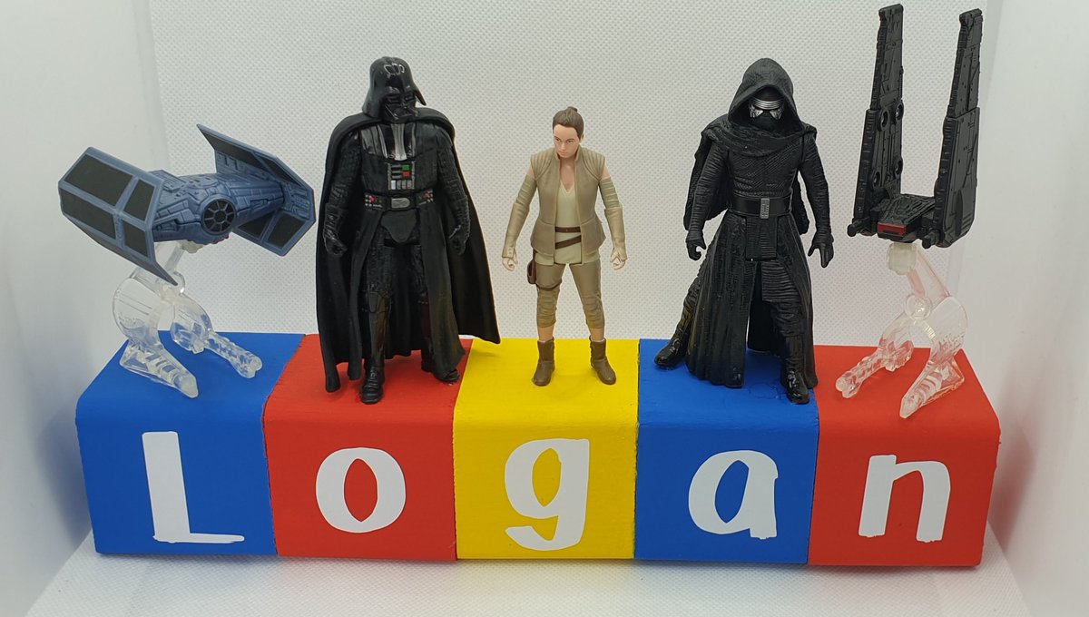 DENISEC92180564's tweet photo. Made this for my #grandson #starwars #nameblock I used acrylic paint to paint each block then glued them together and added self adhesive vinyl for his name . He love it. @artezaofficial for the paint and @GMCrafts for the vinyl #specialgift https://t.co/PgIKsgVdkt