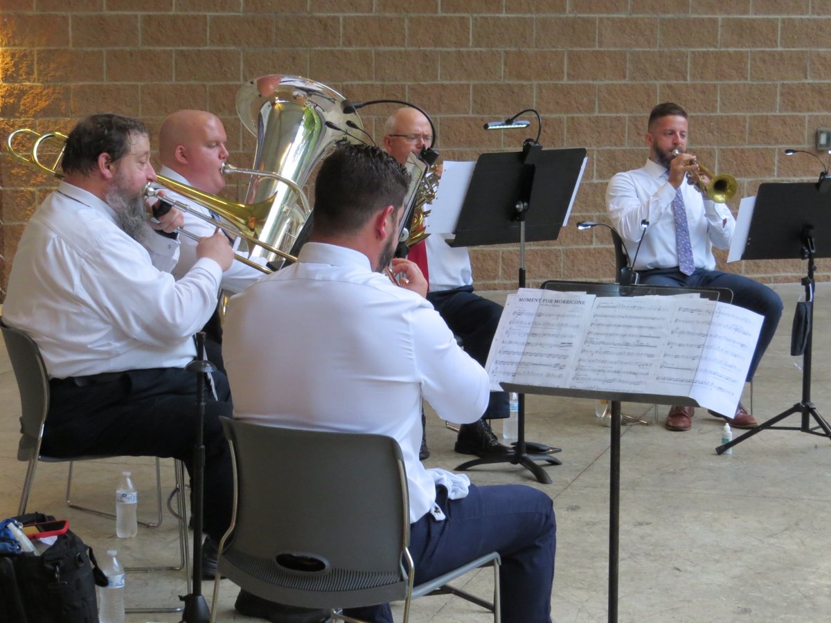 washsymphony's tweet image. A fun and safe evening with the WSO Brass Quintet. Thanks to everyone for their support - especially @Visit_Wash_PA and @PetersTownship! 🙌🏼 #WashPA