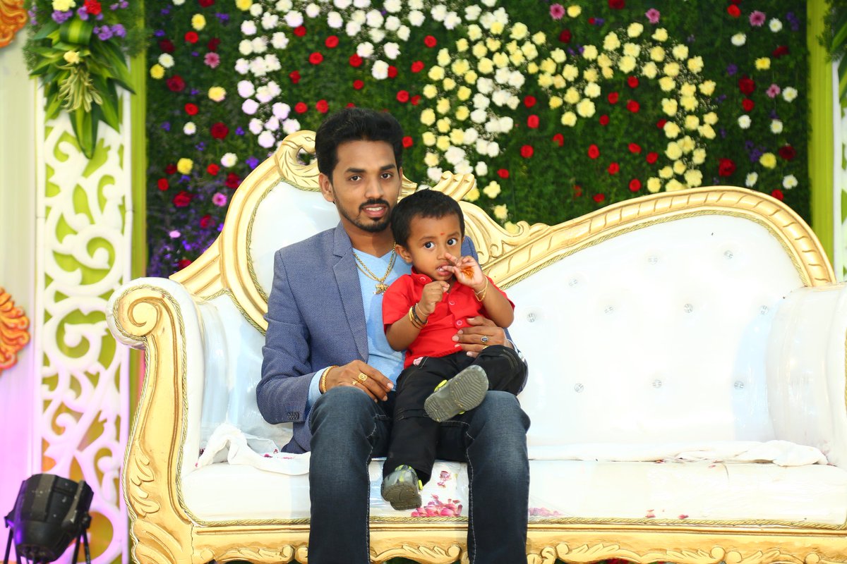 Anilreddy4444's tweet photo. @karanacharya7 Hi sir in this three pic  me,my brother,my dad and my son please make it four in one pic my father is no more in the age of my 2 years please sir make it changes and beautiful  pic thank u sir https://t.co/hVEQTxR8tC