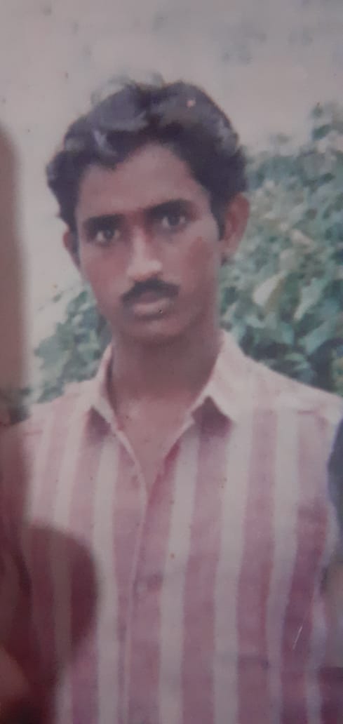 Anilreddy4444's tweet photo. @karanacharya7 Hi sir in this three pic  me,my brother,my dad and my son please make it four in one pic my father is no more in the age of my 2 years please sir make it changes and beautiful  pic thank u sir https://t.co/hVEQTxR8tC