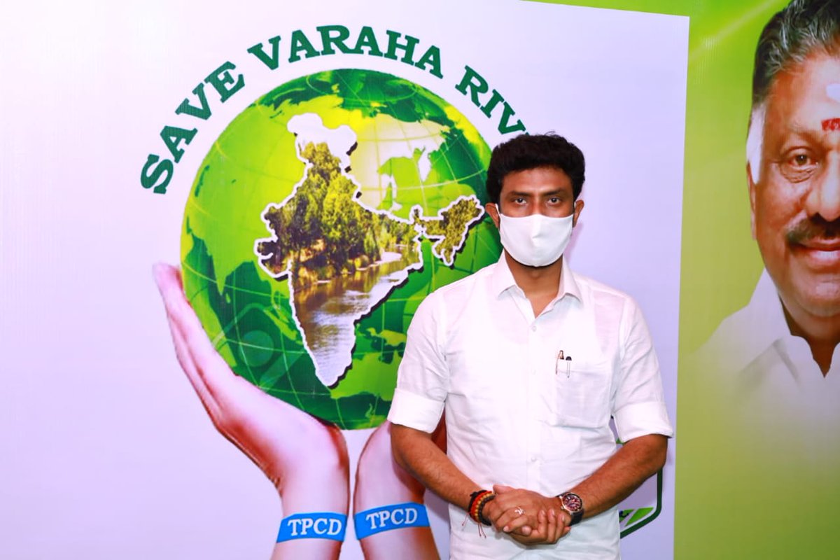 sdineshadmk's tweet photo. பெரியகுளம் வட்டாரப் பகுதியில் உள்ள தொண்டு நிறுவனங்��ள், வணிகர் சங்கங்கள், சமுதாய அமைப்புகள் மற்றும் தன்னார்வலர்களை ஒருங்கிணைத்து, வராக நதியை காப்போம் என்ற அமைப்பை ஏற்படுத்தி, அதனை எவ்வாறு செயல்படுத்தலாமென ஆலோசனைகள் வழங்கினார்.
#SaveVarahaRiver #OPRaveendranathKumarMP (2/2) https://t.co/WnzvB1Ingw