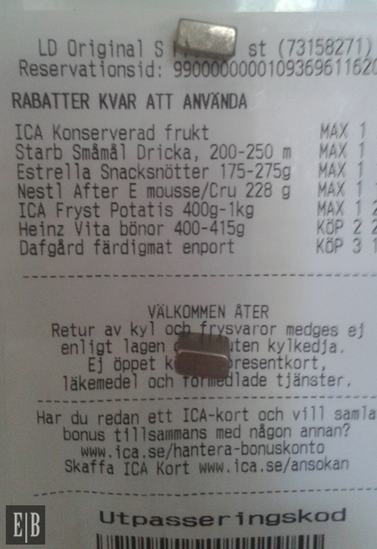 PeterLanner's tweet photo. Dröjer nog inte länge innan Annie skriver ett långt brev till Youtube och ber dom vända på tummarna som 'felaktigt' hamnat på hennes Youtube-kanal då det måste vara en högerkomplott ledd av SD-anhängare 🧐 #svpol #riktigtuselt #stackars https://t.co/DjWQxBJbcr