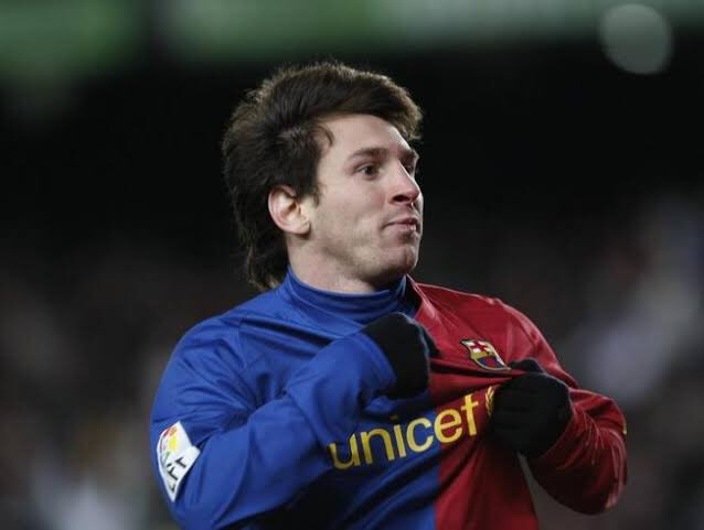 cprocuna's tweet photo. Messi:

“Me dolió cuando se puso en duda mi amor por este club. Por más que me vaya o me quede, mi amor por el  Barça nunca va a cambiar. Tuve posibilidad de irme muchas veces. ¿El dinero? Todos los años pude irme y ganar más. Siempre dije que esta era y es mi casa“.

Vía: Goal https://t.co/STJHdsTHRH