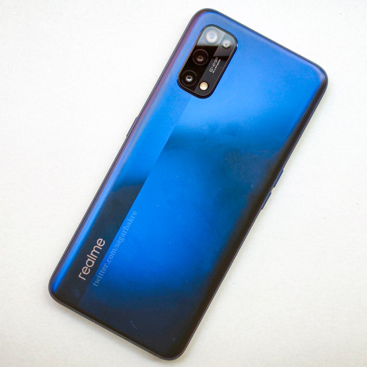 sagarbakre's tweet photo. Unlike the #Realme7, the #Realme7Pro comes with some solid upgrades over its predecessor, which include an AMOLED screen, stereo speakers, and my most favorite - 65W SuperDart Charging.

#Realme7Series https://t.co/fsKtpqUKzz