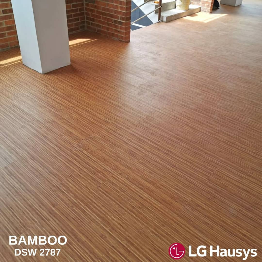 Pisos LG Adelanta la tendencia de espacios ambientados con recubrimientos más naturales. Decotile 3mm REF. Bamboo es el Nuevo Color que impacta por su diseño.
¡Compra ahora la tendencias del 2021 TU PISO LG, será el protagonista! #FelizViernesATodos  #4Sept  #Covid_19 #Pisos