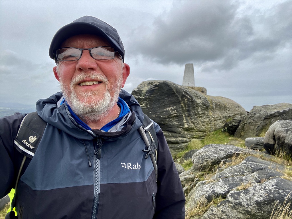 DavidArthurSto1's tweet photo. Join me on my latest adventure . . . for 300 miles on the Pennine Way! Enjoy photo slideshows of my first 3 days on the PW in my blog on 'Beyond the Sacred Mountains' at https://t.co/2ovXge7YO3
#PennineWay #MacsAdventure #adventure #trek https://t.co/WJFMStz3fA