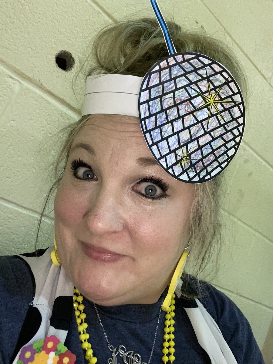 K6Jenkins's tweet photo. When it’s Disco Friday and your son gets a “Mane” Attraction!!!!  What a banner Friday!!!! 💛💛💛 #lovemesomewhitman #FOCAlions #crazykinderteacher https://t.co/Qef6sLWKCx