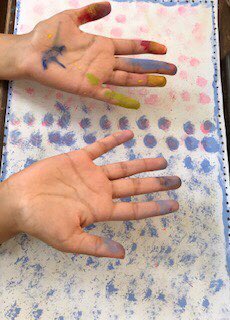 We LOVE all of these messy hands in Crafts &amp; Design!! We are experimenting with mark making time create the covers of our handmade books!! #markmaking #handmadebook #3Ddesign #lakeforestillinois #lakebluffillinois #lfleadstheway