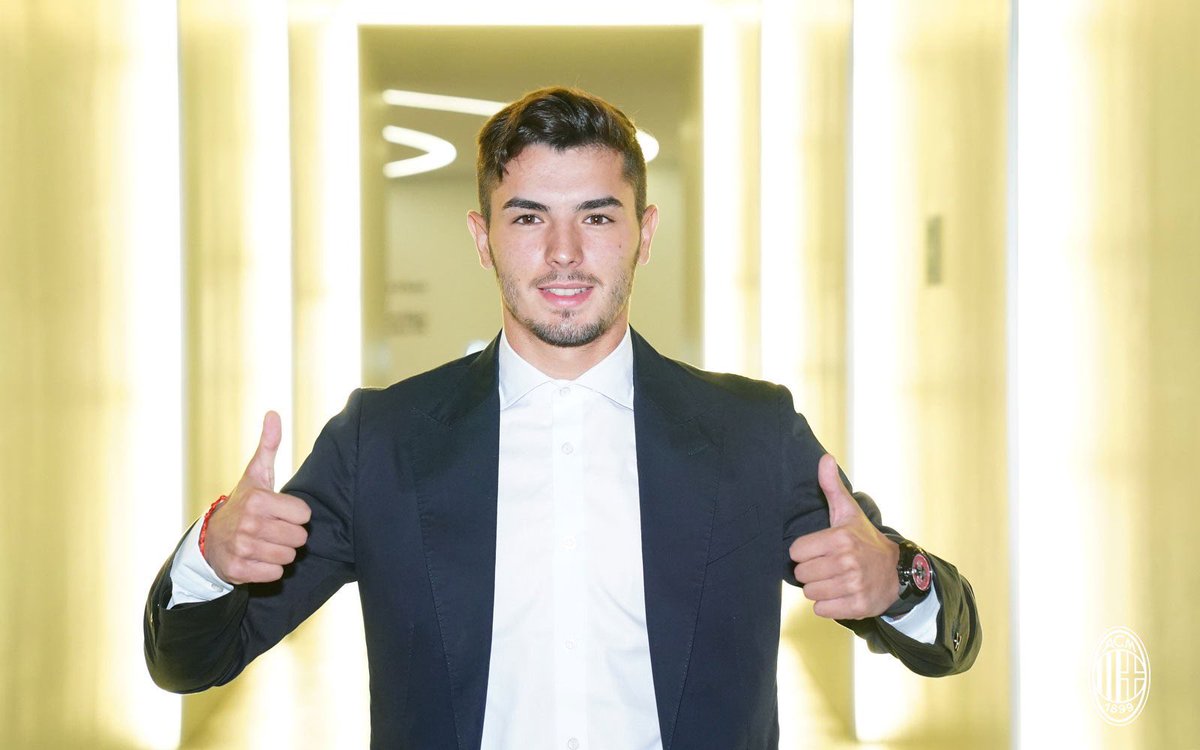 AC_MilanFR's tweet photo. #WelcomeBrahim 🔴⚫️ https://t.co/ywucUitkF9