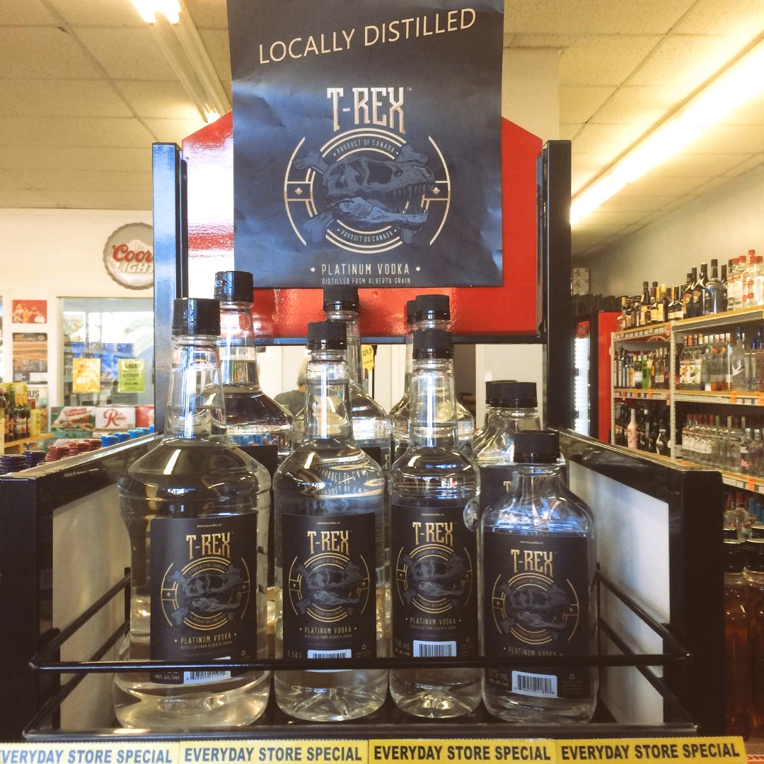 T-Rex Platinum Vodka now available at Mr. Liquor and Jerry's Liquor Store in Drumheller! Dinosaur booze in the dinosaur capital of the world 🦖😎

#drumheller #PrimalPower #albertamade #alberta #vodka #liquor #spirits #buylocal #craftspirits #dinosaurs #booze #cocktails