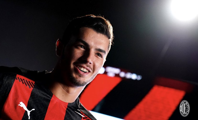 AC_MilanFR's tweet photo. #WelcomeBrahim 🔴⚫️ https://t.co/ycxW3XpzGN