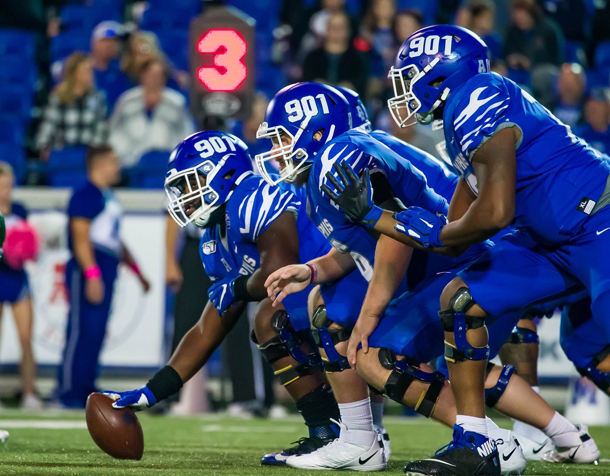 TigersAthletics's tweet photo. Happy #CollegeColorsDay and #TigerBlueFriday
Share your favorite pictures in Tiger Blue with us to celebrate!
#GoTigersGo https://t.co/dOPjg0Fbpy